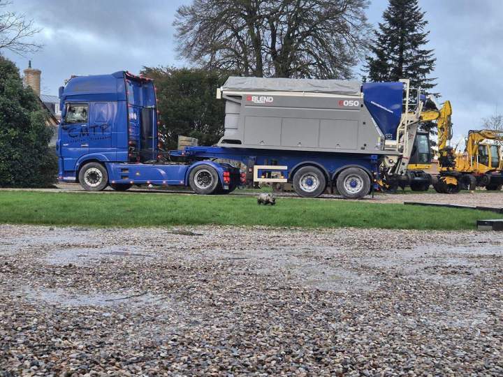 CMTP met en location des bétonnières mobiles en Normandie.